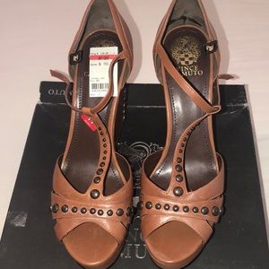 Vince Camuto Brown Wedge Sandals NWT Size 11.
